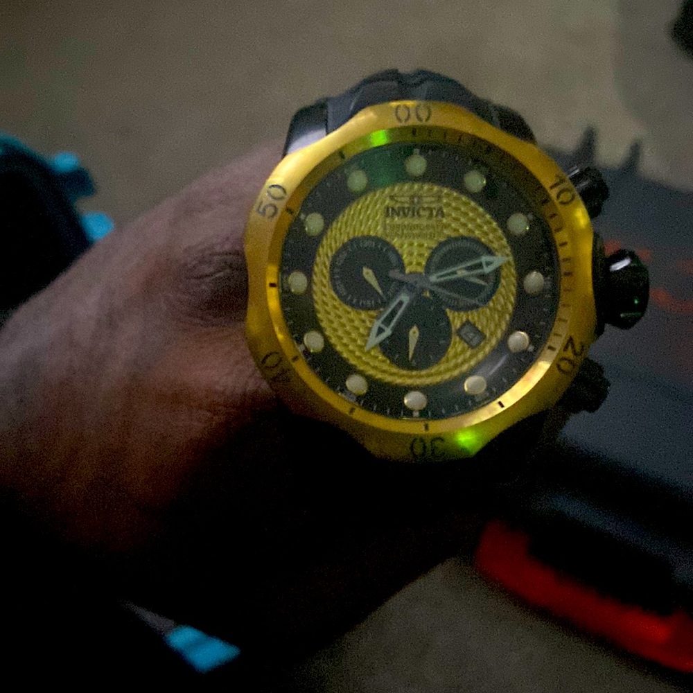 Men’s Invicta Venom Watch Model 20444